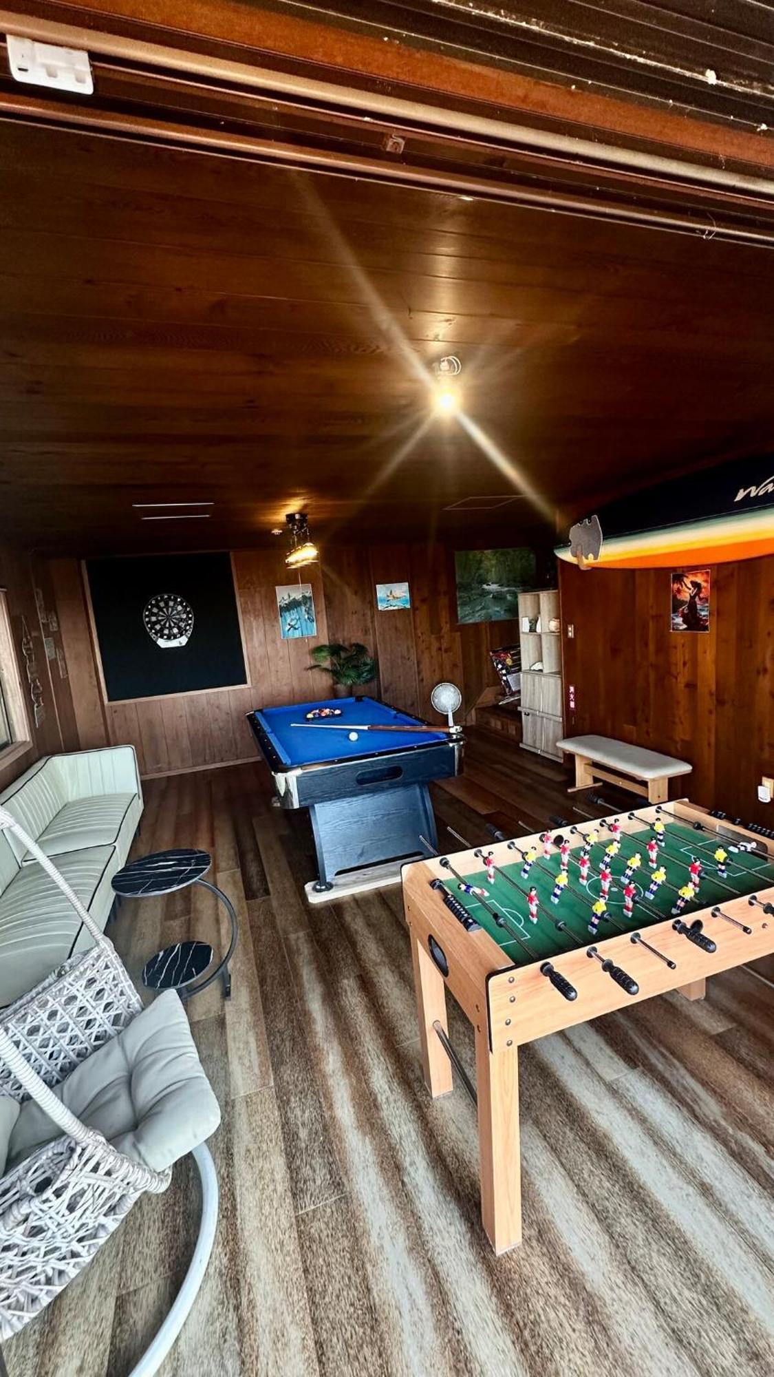 Casablanca Vacation House, 3 Floors, Billiards, Golden View โมโตบุ ภายนอก รูปภาพ